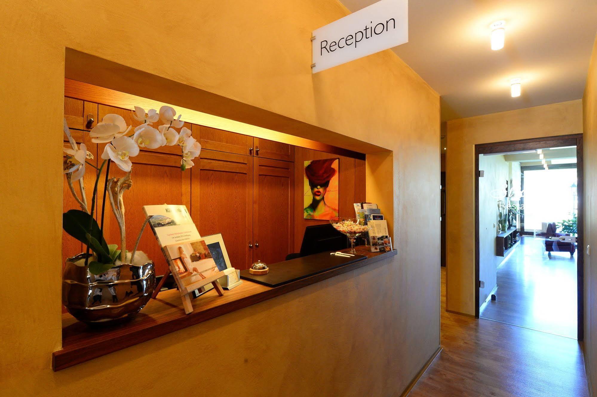 Hotel Straubs Schoene Aussicht Klingenberg am Main Εξωτερικό φωτογραφία